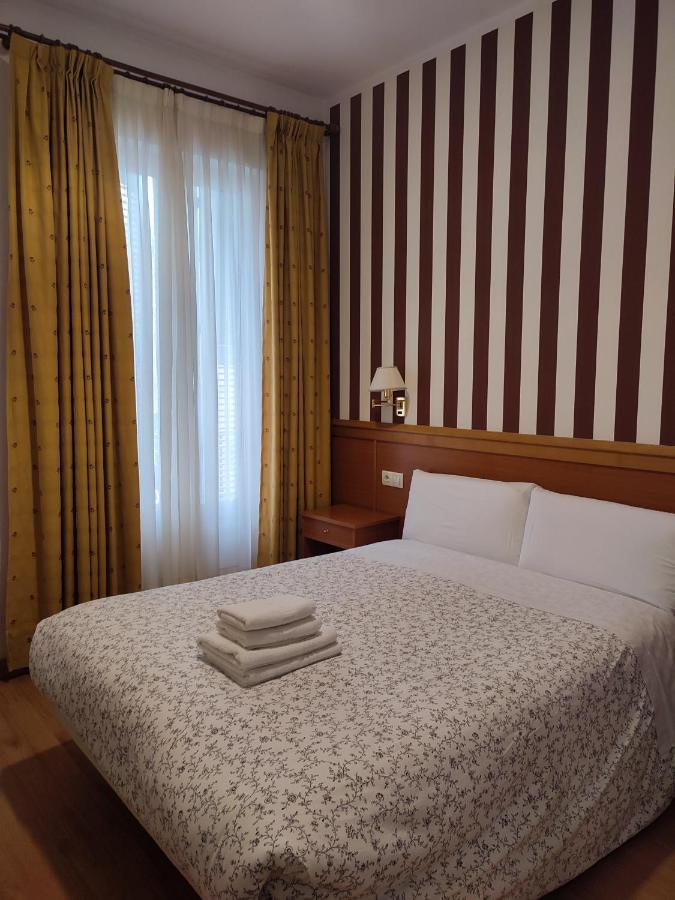 Salomé Casa de hóspedes Madri